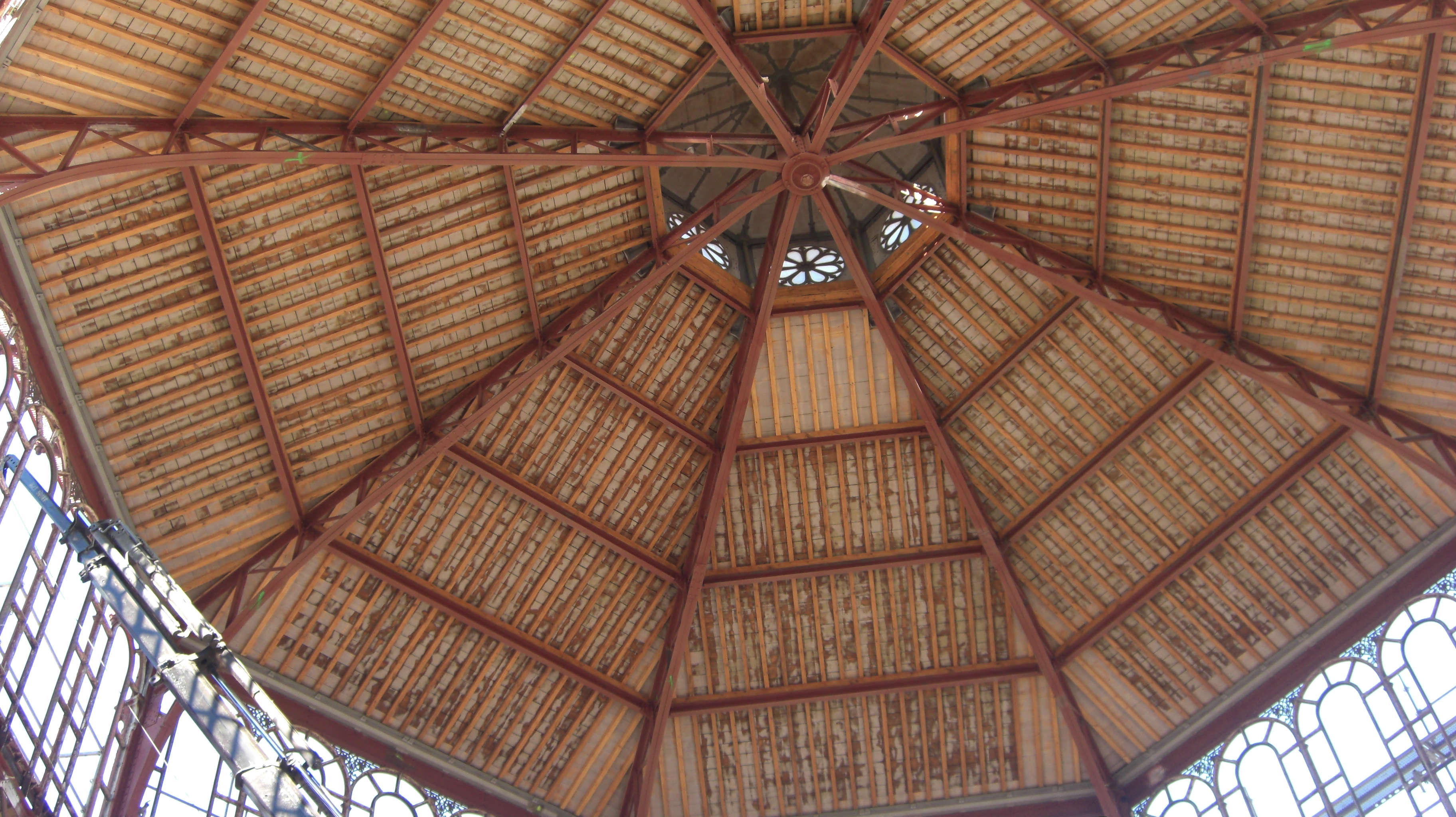 Restauracin de la cubierta del Mercado de Sant Antoni